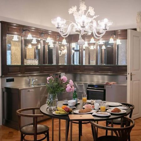 King Charles Apartment Praha Bagian luar foto