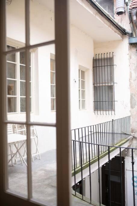 King Charles Apartment Praha Bagian luar foto